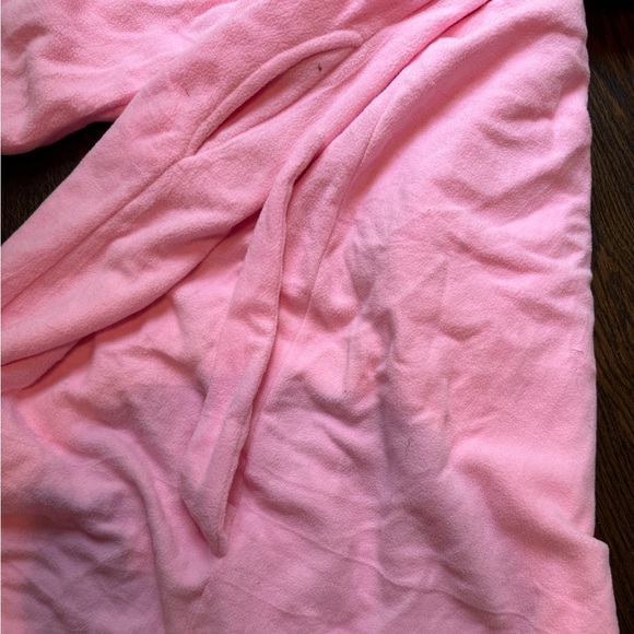 Box of Costumes - Picture 14 of 14